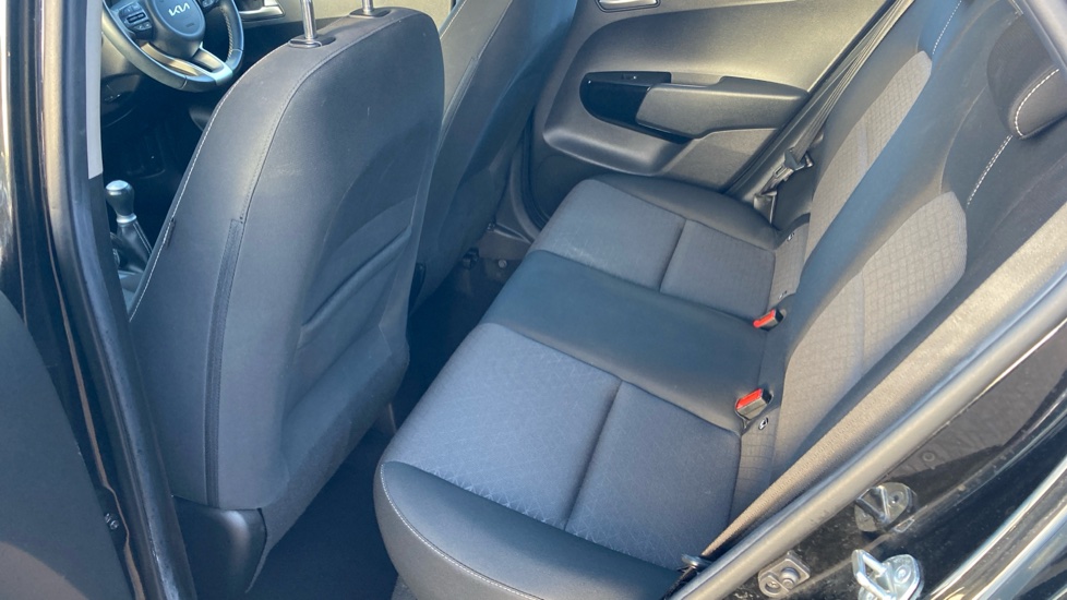 Kia Picanto 1.0 3 5dr [4 seats] Petrol Hatchback - Image 16