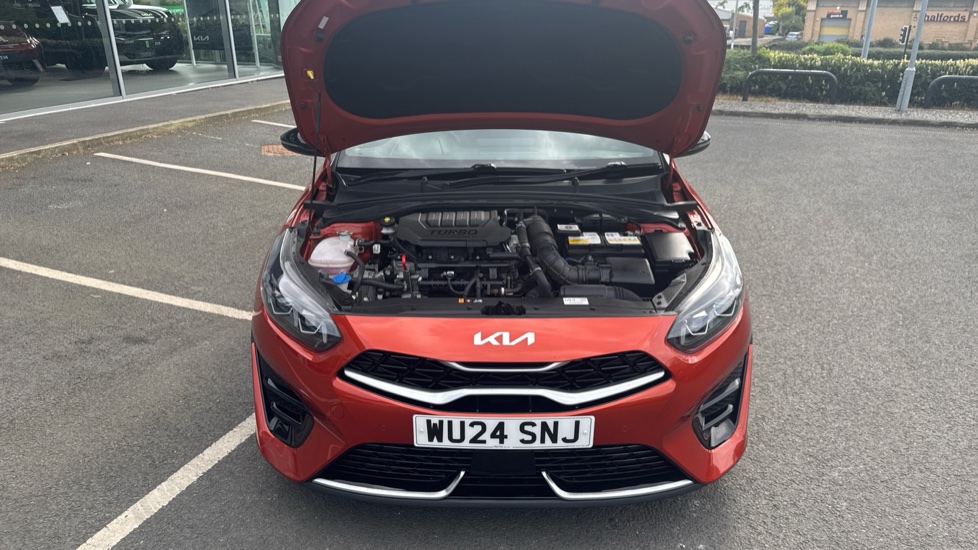 Kia Ceed 1.5T GDi ISG GT-Line S 5dr Auto Petrol Hatchback - Image 8