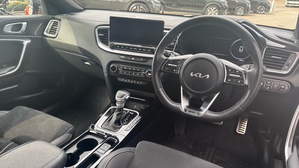 Kia Ceed 1.5T GDi ISG GT-Line S 5dr Auto Petrol Hatchback - Image 11