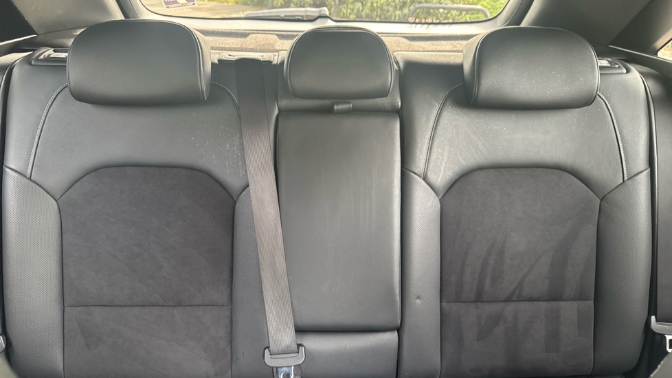 Kia Ceed 1.5T GDi ISG GT-Line S 5dr Auto Petrol Hatchback - Image 15