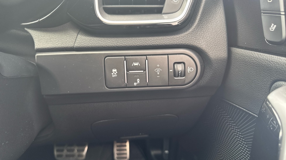 Kia Ceed 1.5T GDi ISG GT-Line S 5dr Auto Petrol Hatchback - Image 22