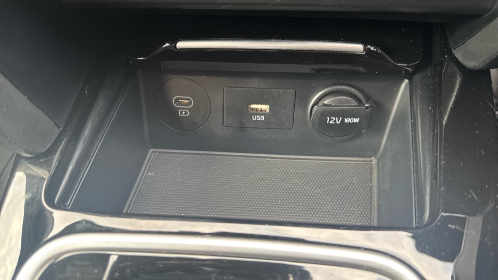 Kia Ceed 1.5T GDi ISG GT-Line S 5dr Auto Petrol Hatchback - Image 30