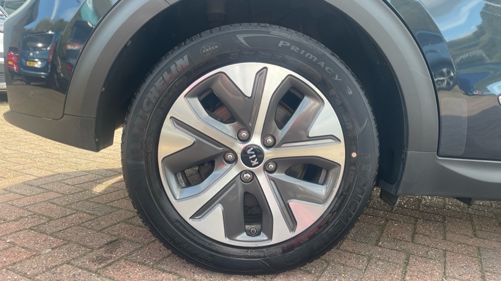Kia E-Niro 150kW 4 64kWh 5dr Auto Electric Estate - Image 7
