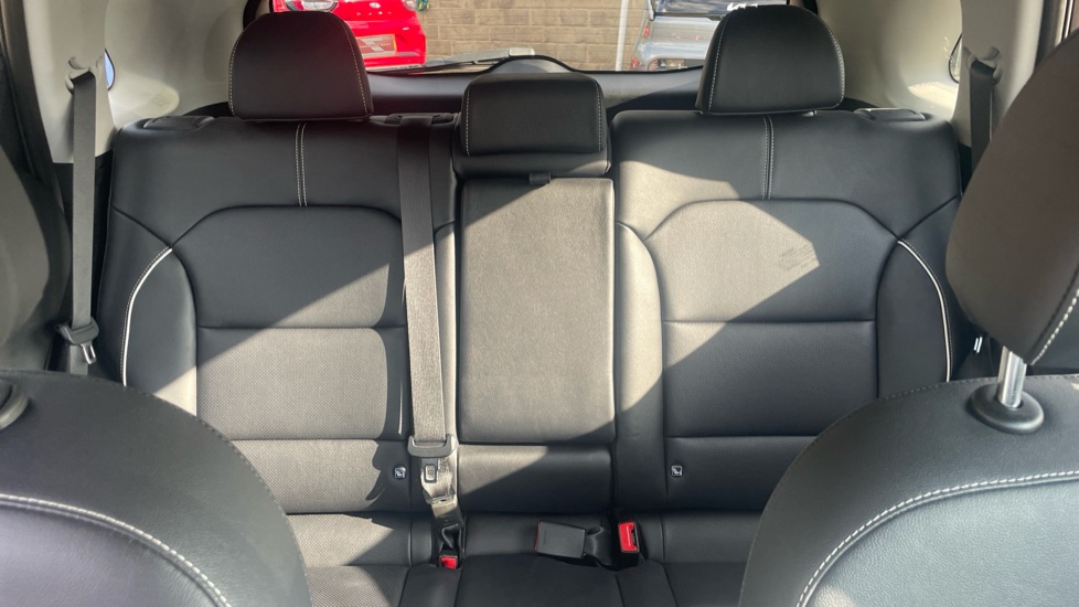 Kia E-Niro 150kW 4 64kWh 5dr Auto Electric Estate - Image 15