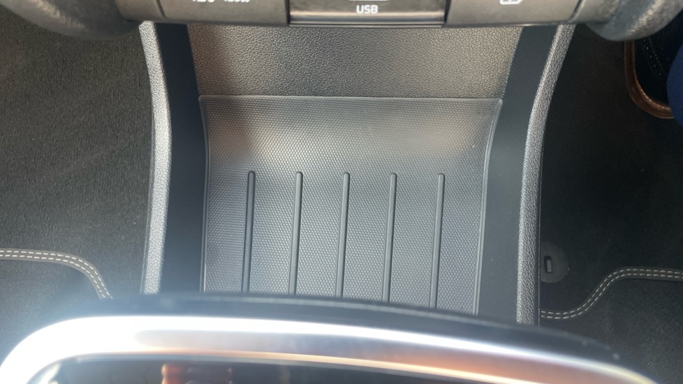 Kia E-Niro 150kW 4 64kWh 5dr Auto Electric Estate - Image 27