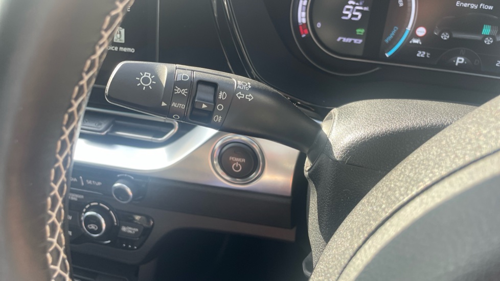 Kia E-Niro 150kW 4 64kWh 5dr Auto Electric Estate - Image 32