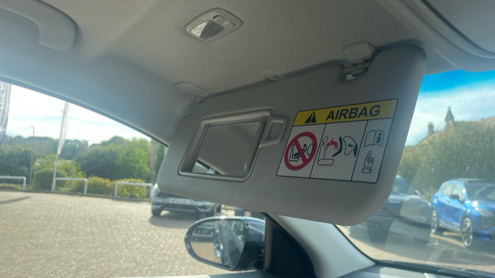 Kia E-Niro 150kW 4 64kWh 5dr Auto Electric Estate - Image 37