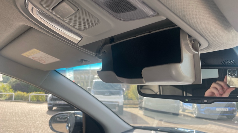 Kia E-Niro 150kW 4 64kWh 5dr Auto Electric Estate - Image 39