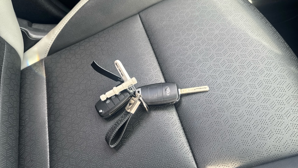 Kia Picanto 1.0 X-Line 5dr Petrol Hatchback - Image 20