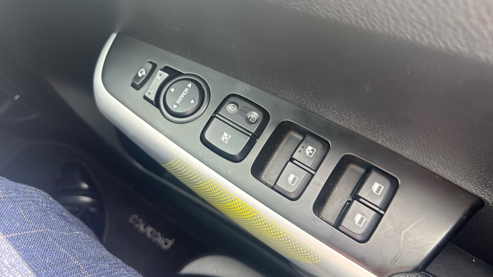 Kia Picanto 1.0 X-Line 5dr Petrol Hatchback - Image 21