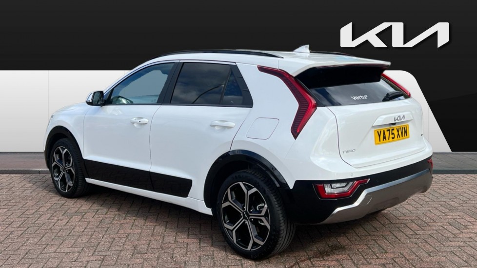 Kia Niro 1.6 GDi 127 Hybrid 3 5dr DCT Hybrid Estate - Image 2
