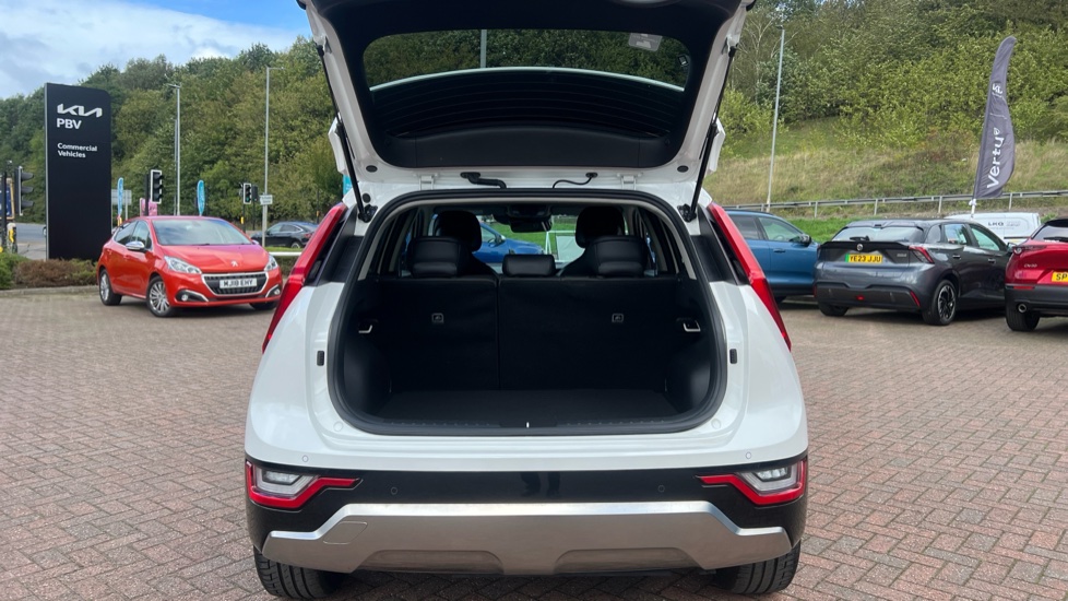 Kia Niro 1.6 GDi 127 Hybrid 3 5dr DCT Hybrid Estate - Image 4