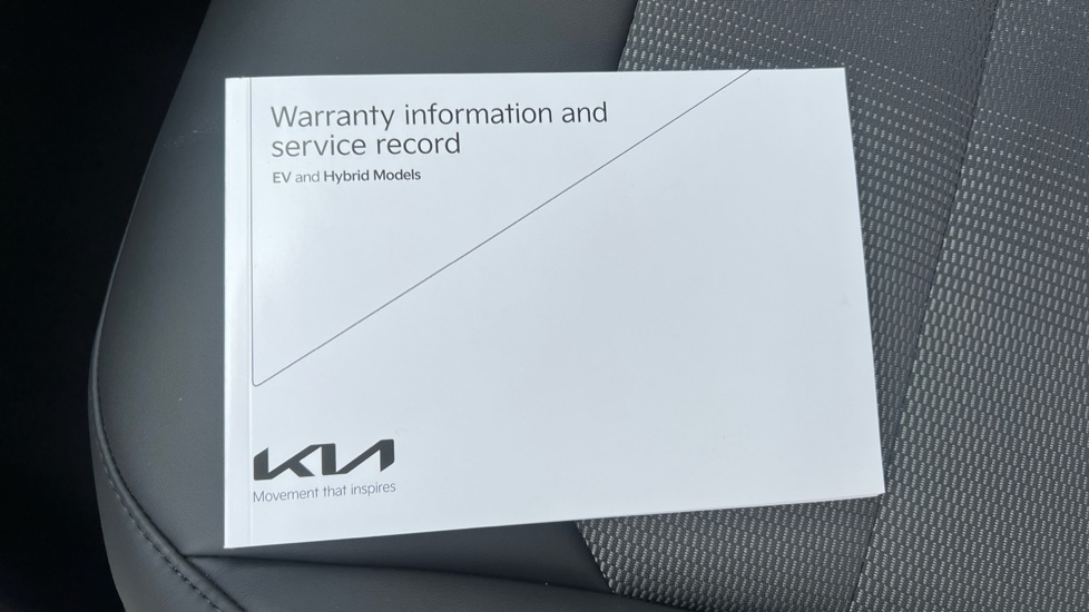 Kia Niro 1.6 GDi 127 Hybrid 3 5dr DCT Hybrid Estate - Image 19