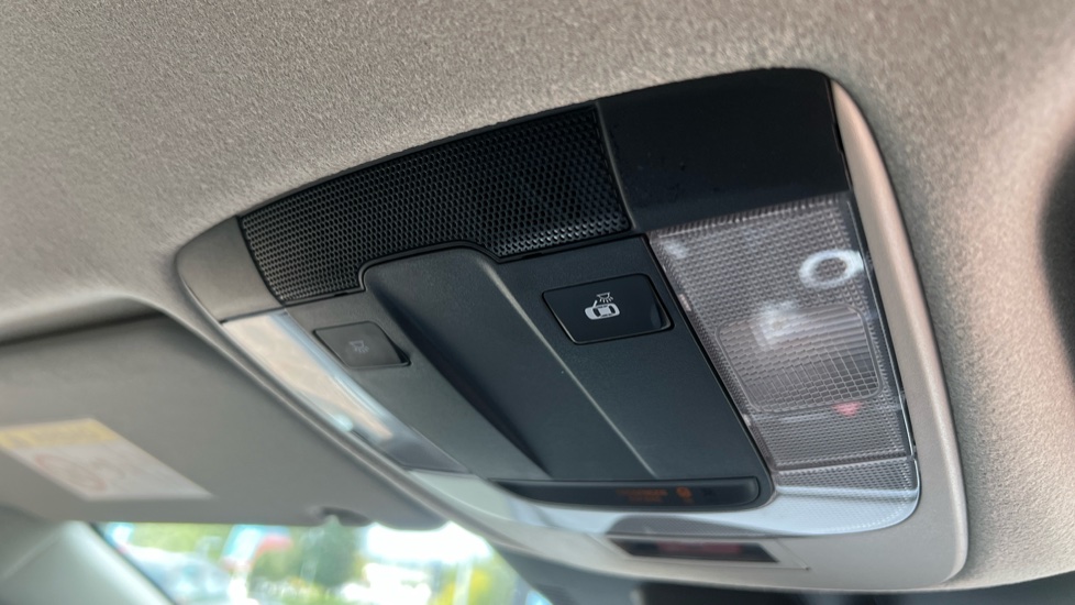Kia Niro 1.6 GDi 127 Hybrid 3 5dr DCT Hybrid Estate - Image 34