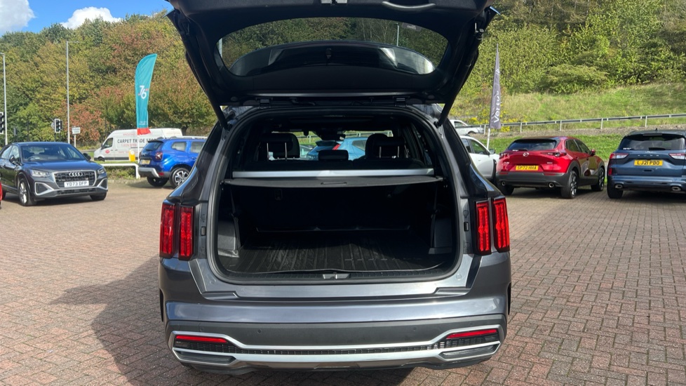 Kia Sorento 1.6 T-GDi HEV Edition 5dr Auto Hybrid Station Wagon - Image 4