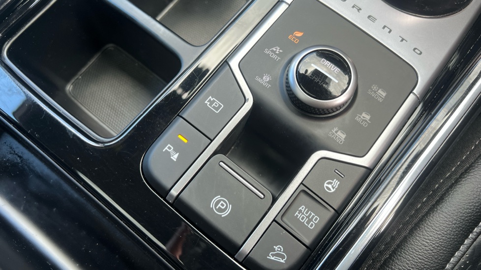 Kia Sorento 1.6 T-GDi HEV Edition 5dr Auto Hybrid Station Wagon - Image 29