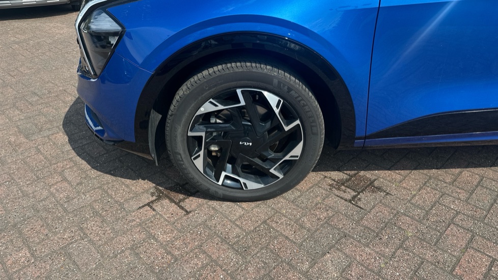 Kia Sportage 1.6T GDi 241 PHEV GT-Line 5dr Auto AWD Estate - Image 41