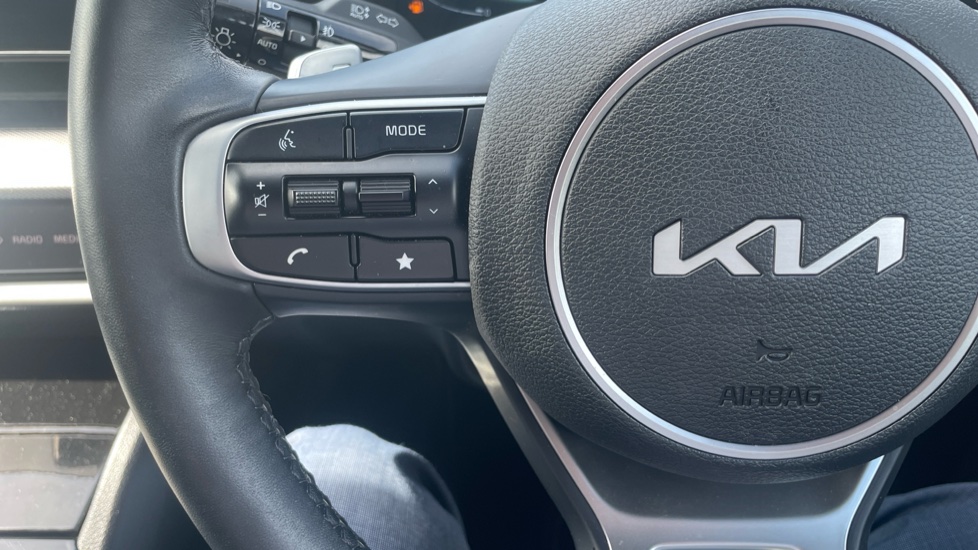 Kia Sportage 1.6T GDi 241 PHEV GT-Line 5dr Auto AWD Estate - Image 39