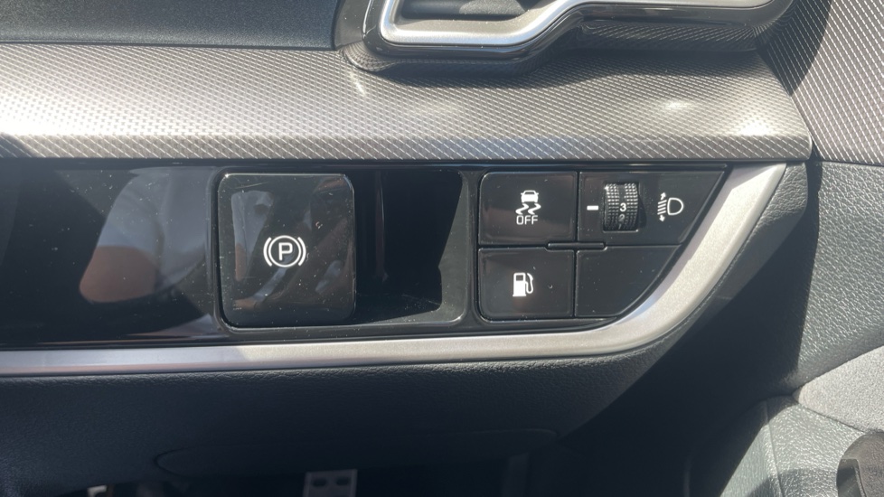 Kia Sportage 1.6T GDi 241 PHEV GT-Line 5dr Auto AWD Estate - Image 44