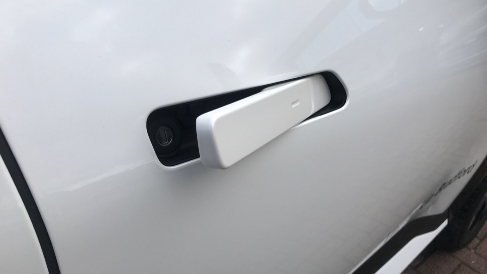 Kia EV5 160kW GT-Line S 81.4kWh 5dr Auto Electric Estate - Image 21