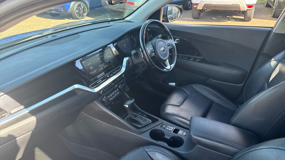 Kia Niro 1.6 GDi Hybrid 4 5dr DCT Hybrid Estate - Image 9