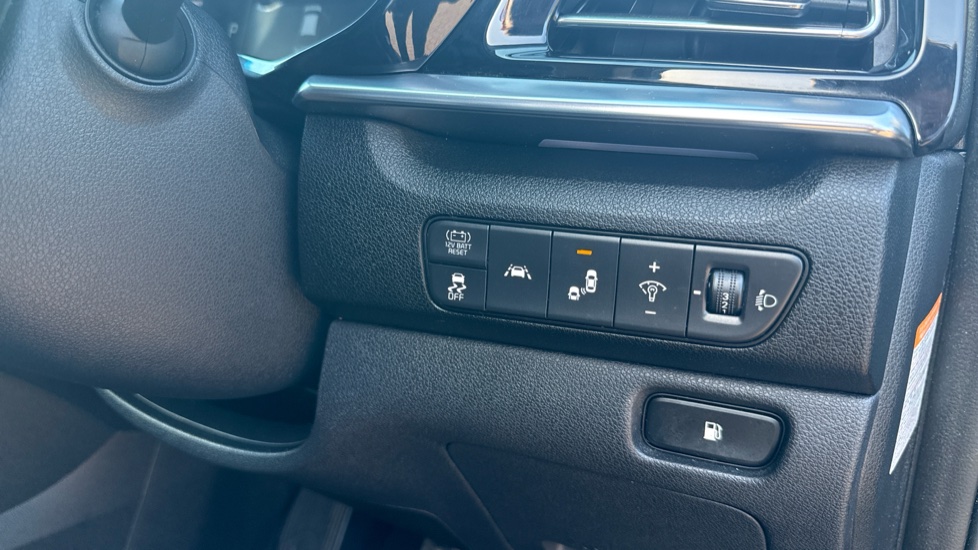 Kia Niro 1.6 GDi Hybrid 4 5dr DCT Hybrid Estate - Image 25