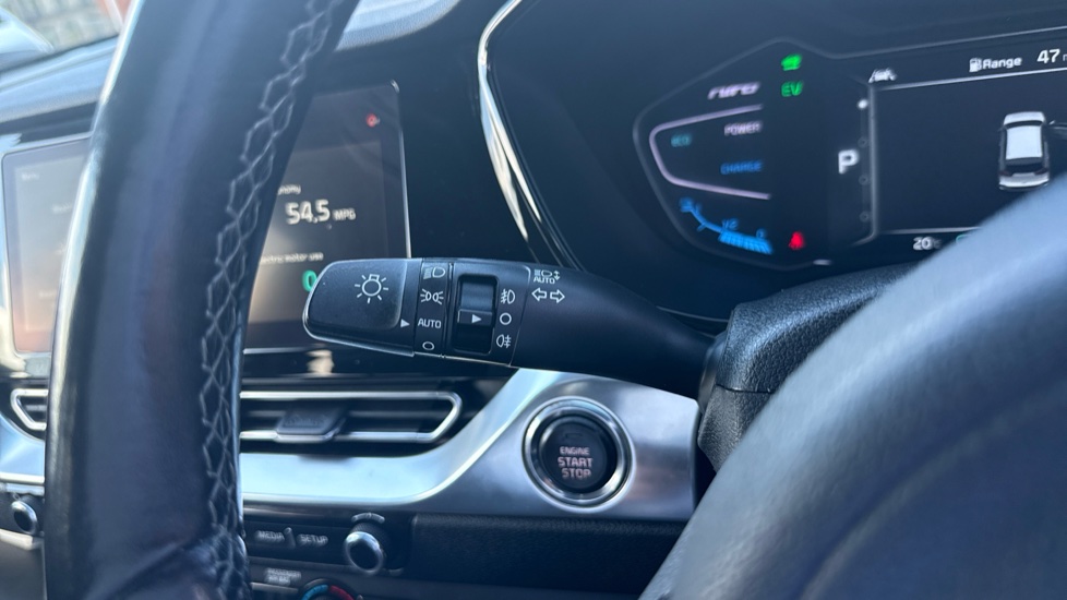 Kia Niro 1.6 GDi Hybrid 4 5dr DCT Hybrid Estate - Image 29