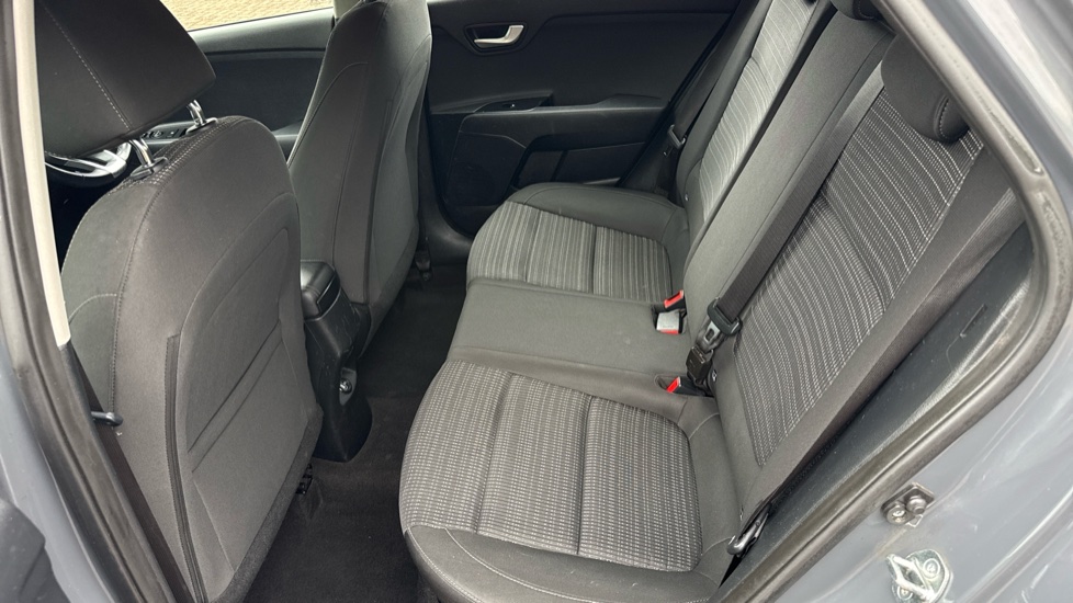 Kia Stonic 1.0T GDi 99 2 5dr Petrol Estate - Image 16