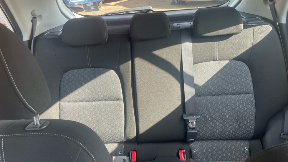 Kia Picanto 1.0 2 5dr Petrol Hatchback - Image 15