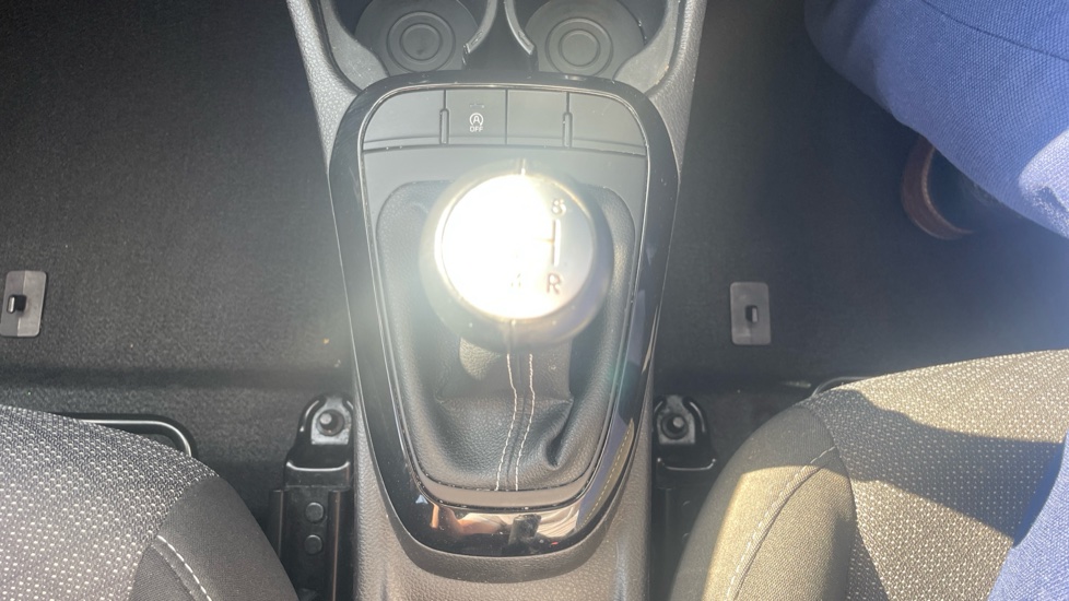 Kia Picanto 1.0 2 5dr Petrol Hatchback - Image 28