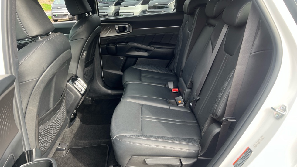 Kia Sorento 2.2 CRDi Edition 5dr DCT Diesel Station Wagon - Image 16