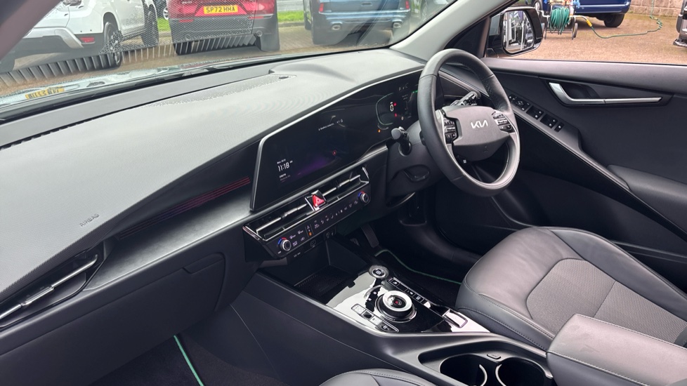 Kia Niro 1.6 GDi Hybrid 3 5dr DCT Hybrid Estate - Image 9