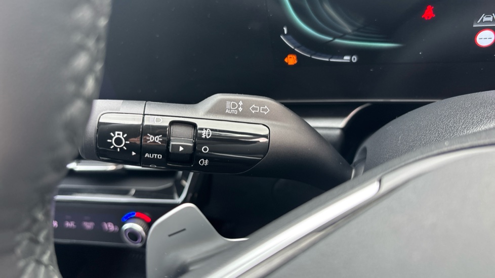 Kia Niro 1.6 GDi Hybrid 3 5dr DCT Hybrid Estate - Image 32