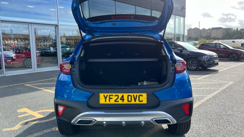Kia Stonic 1.0T GDi 99 GT-Line 5dr Petrol Estate - Image 4