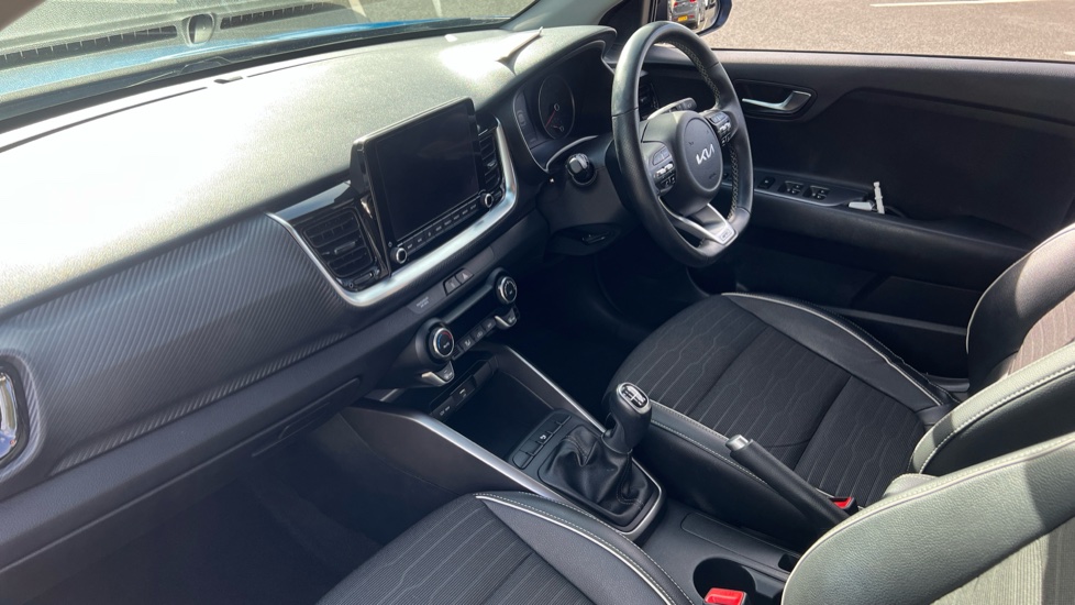 Kia Stonic 1.0T GDi 99 GT-Line 5dr Petrol Estate - Image 9