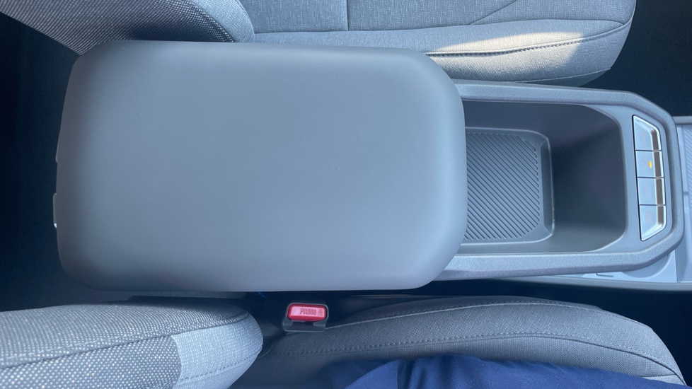 Kia EV3 150kW Air 81.4kWh 5dr Auto Electric Estate - Image 33