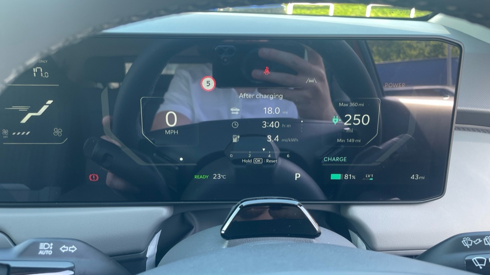 Kia EV3 150kW Air 81.4kWh 5dr Auto Electric Estate - Image 45