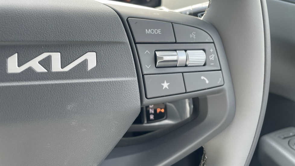 Kia EV3 150kW Air 81.4kWh 5dr Auto Electric Estate - Image 32