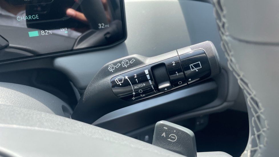 Kia EV3 150kW Air 81.4kWh 5dr Auto Electric Estate - Image 33
