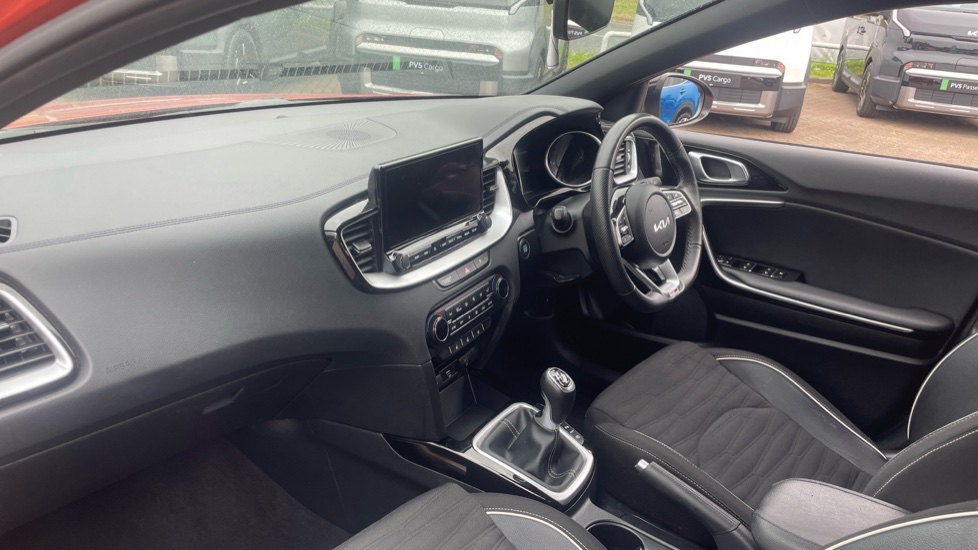 Kia Ceed 1.5T GDi ISG GT-Line 5dr Petrol Hatchback - Image 9