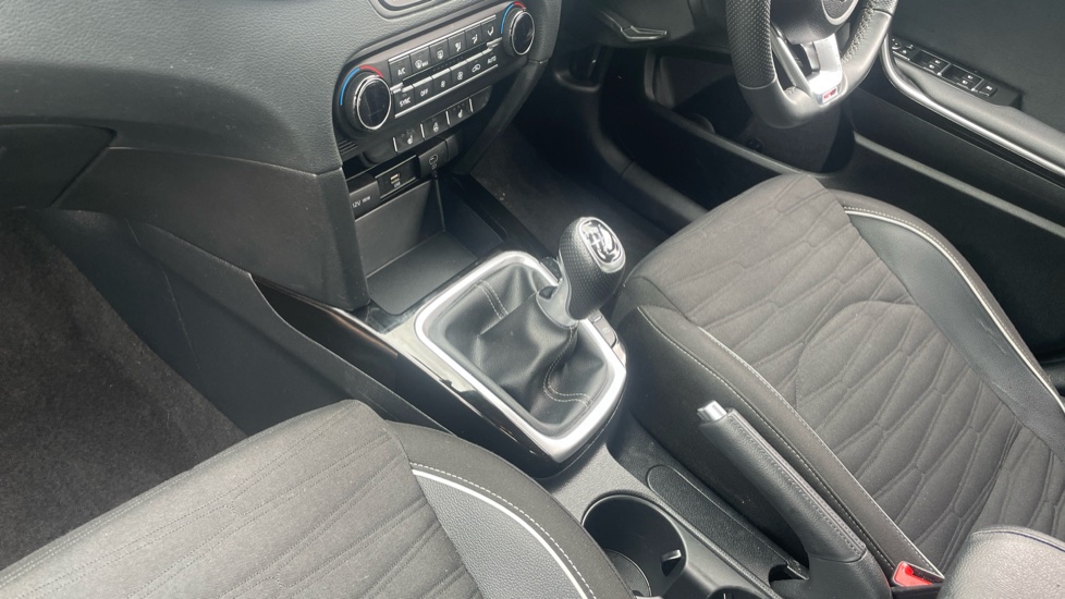Kia Ceed 1.5T GDi ISG GT-Line 5dr Petrol Hatchback - Image 13