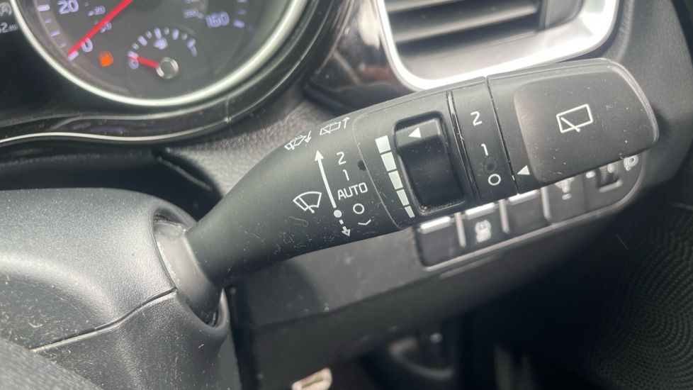 Kia Ceed 1.5T GDi ISG GT-Line 5dr Petrol Hatchback - Image 27