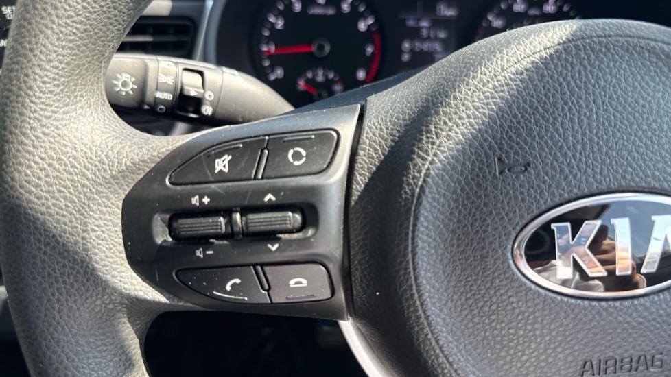 Kia Rio 1.25 1 5dr Petrol Hatchback - Image 22