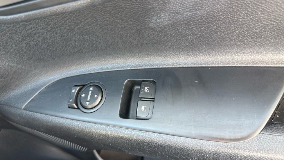 Kia Rio 1.25 1 5dr Petrol Hatchback - Image 25