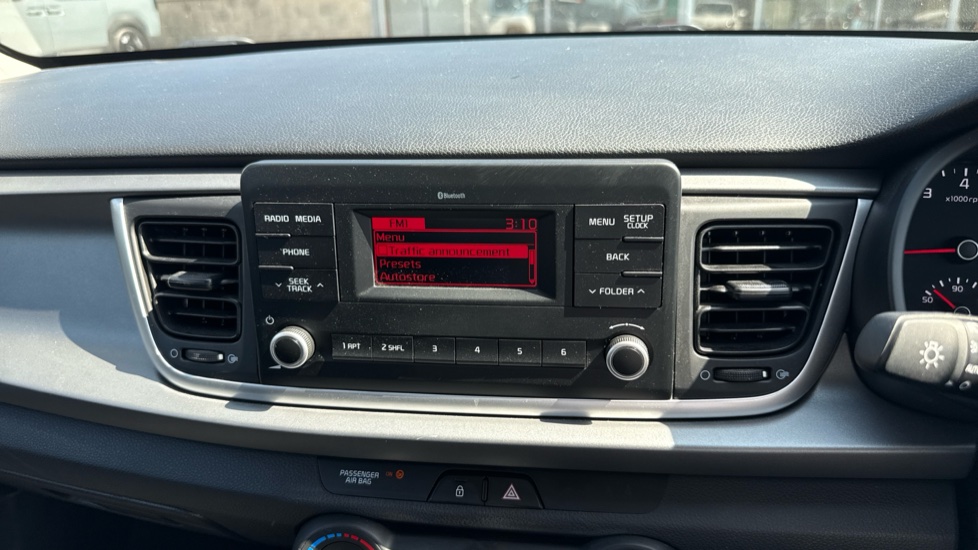 Kia Rio 1.25 1 5dr Petrol Hatchback - Image 34