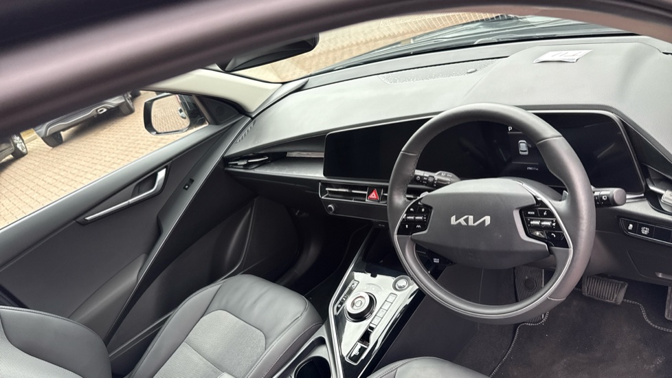 Kia Niro 1.6 GDi Hybrid 3 5dr DCT Hybrid Estate - Image 11