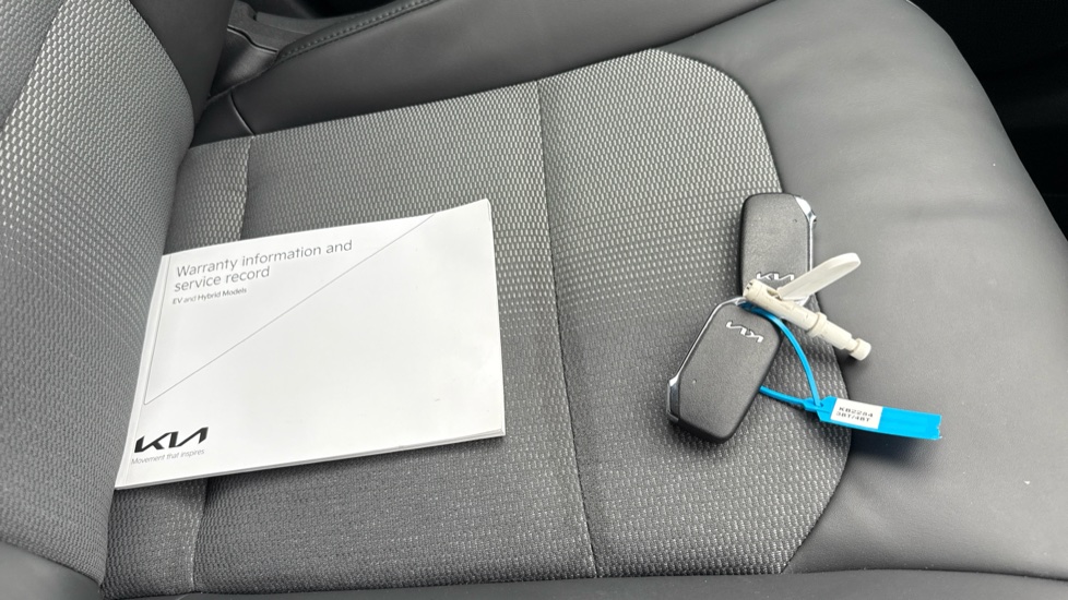 Kia Niro 1.6 GDi Hybrid 3 5dr DCT Hybrid Estate - Image 19