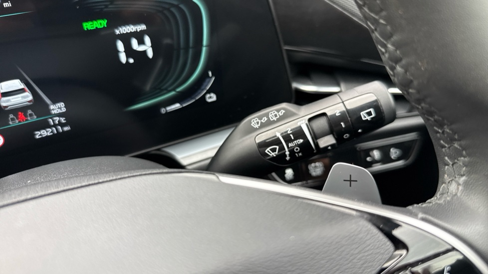 Kia Niro 1.6 GDi Hybrid 3 5dr DCT Hybrid Estate - Image 24