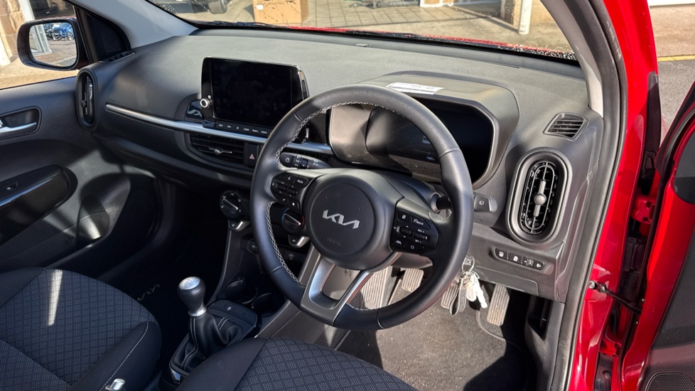 Kia Picanto 1.0 Pure 5dr Petrol Hatchback - Image 10