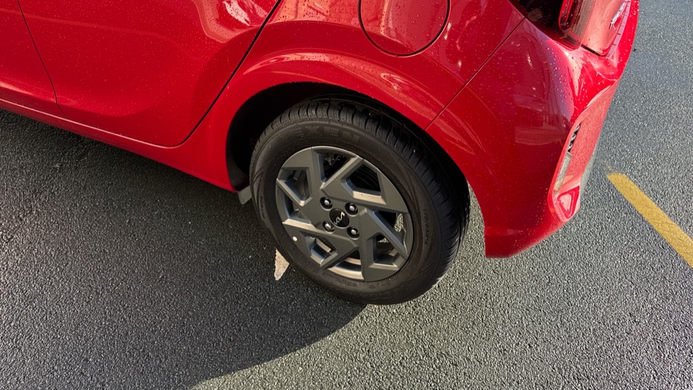 Kia Picanto 1.0 Pure 5dr Petrol Hatchback - Image 34